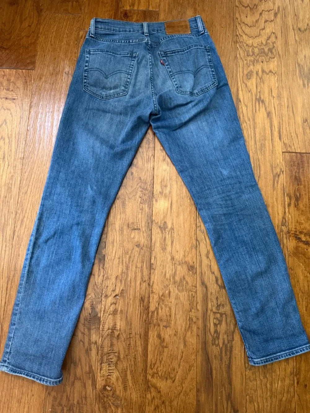 Men’s Levi’s jeans